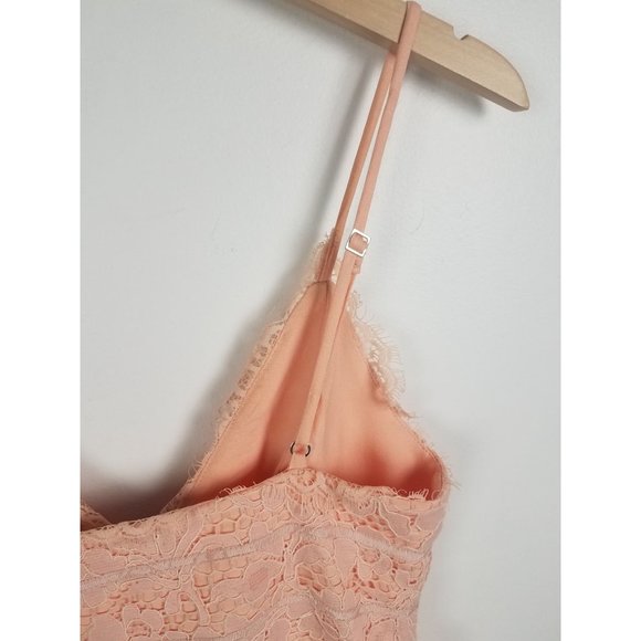 NBD REVOLVE Women's Sz. XS Give It Up Light Pink Lace Mini Dress - Picture 9 of 9